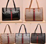 Women's bag with one zipper - checkered print