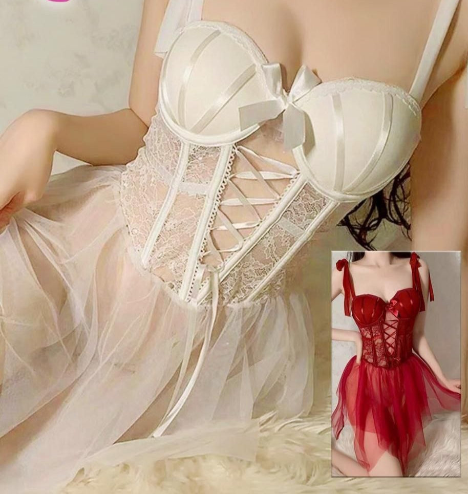 Lingerie made of ruffled satin consisting of bra and underwear – Jabal Ali