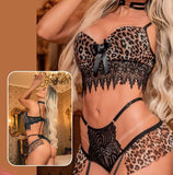 Two-piece lingerie made of Lycra and lace