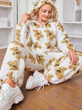 Two-piece pajamas made of fur