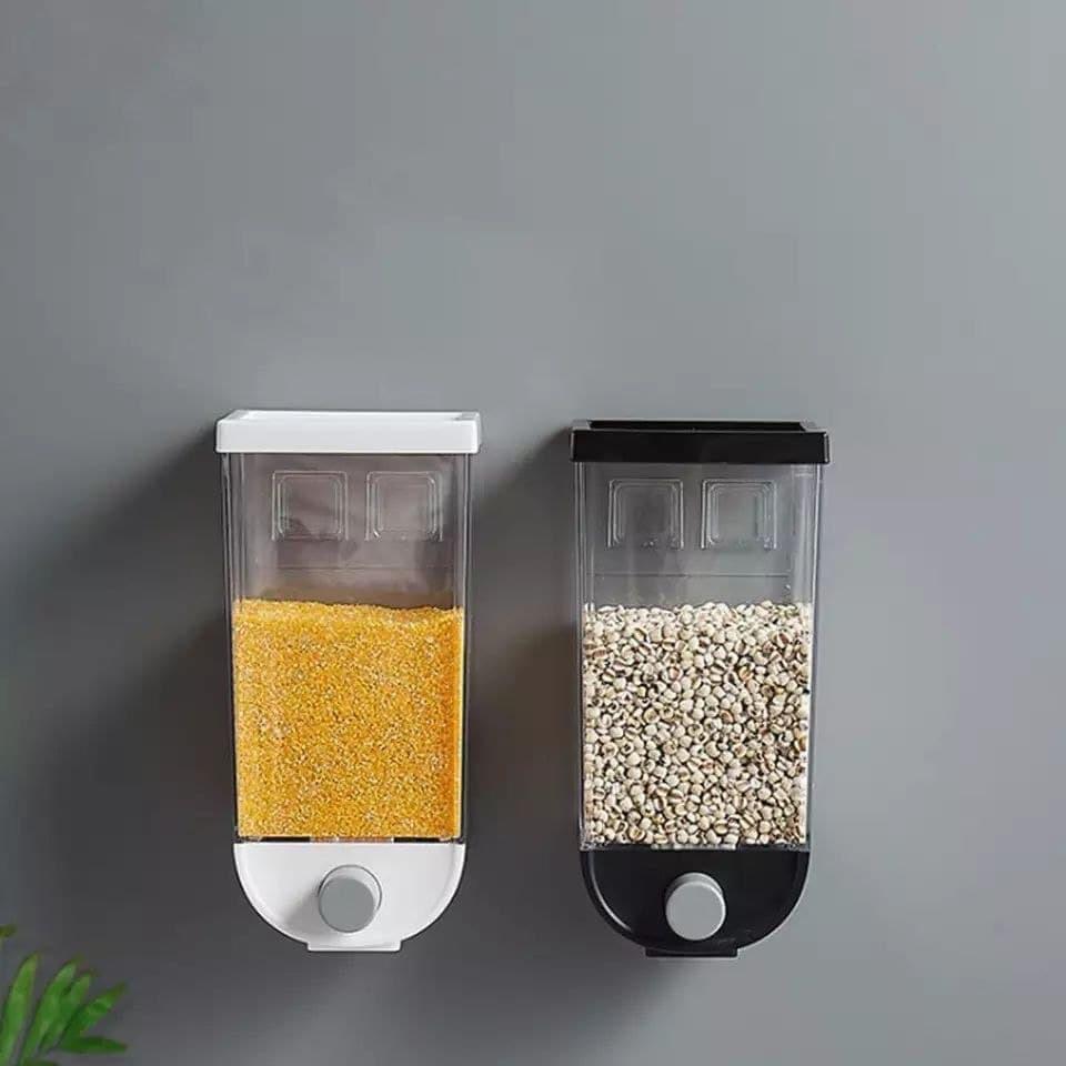 Seeds Dispenser